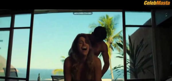 Maria Bopp's Sex Scene in Vidas Bandidas