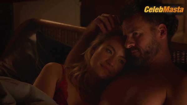 Ella Morgen's Underwear Scene in Morden Im Norden