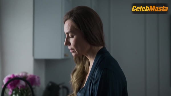 Elizaveta Shakira's Underwear Scene from Razocharovannye