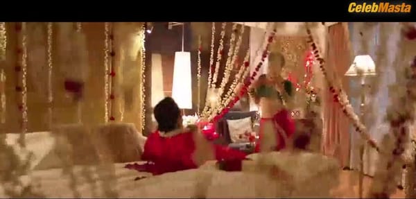 Sunny Leone Reveals Booty, Breasts Scene in Mastizaade