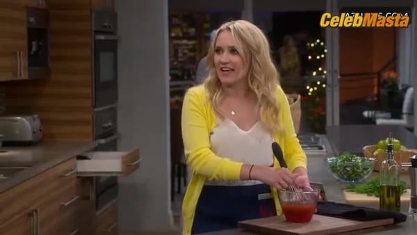 Aimee Carrero Flaunts Sex Scene in Young & Hungry