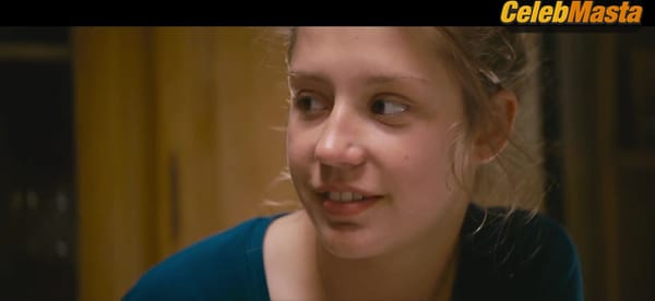 Adele Exarchopoulos and Lea Seydoux Bare Lesbian Scene in Blue Is The Warmest Color