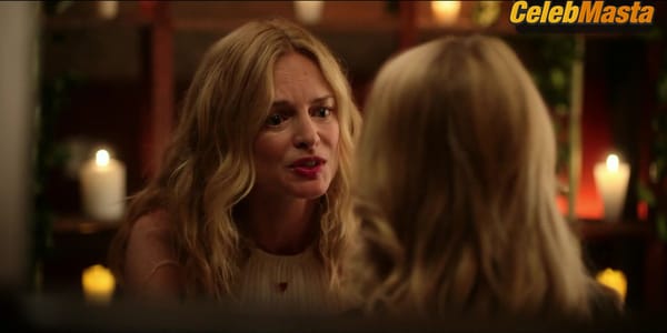 Heather Graham, Anna Camp Lesbian Scene from Desperados