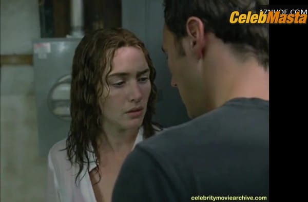 Kate Winslet Bares Boobs Scene in Titanic