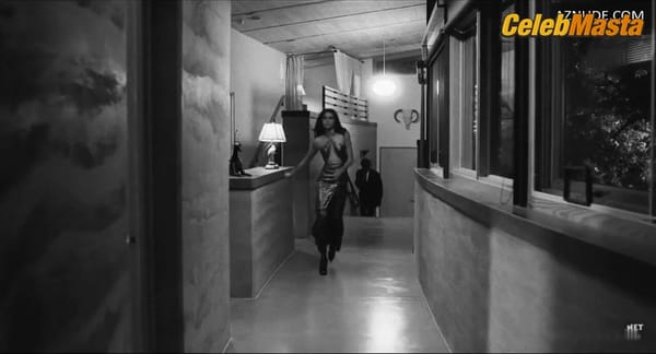 Zendaya's Booty, Tits Scene in Malcolm & Marie