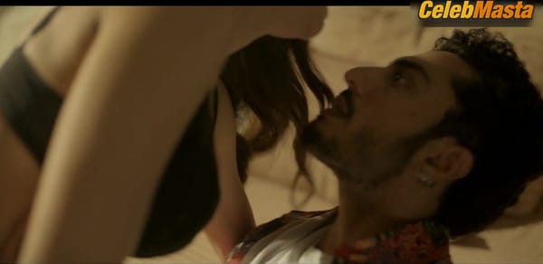 Aaditi Pohankar Bares Underwear Scene in She