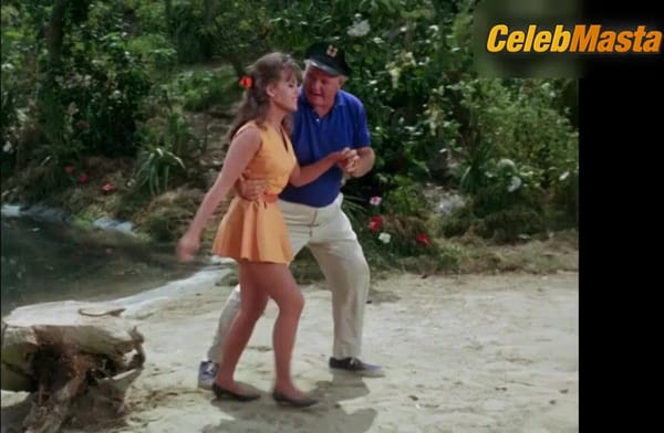 Dawn Wells Steamy Scene in Gilligan's Island