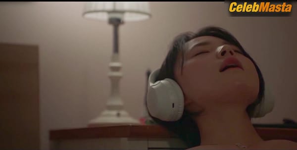 Kim Ju-eun Bares Boobs Scene in I Would Rather Kill You