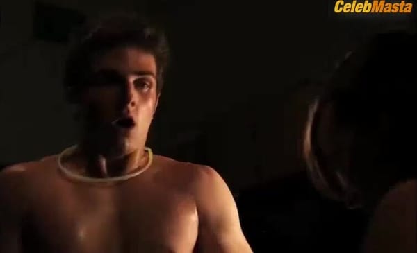 Ashley Rickards Flaunts Sex Scene in Awkward.
