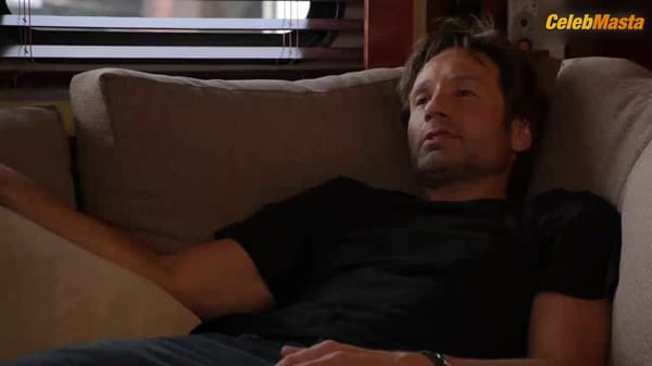 Sarah Power Bares Boobs Scene in Californication