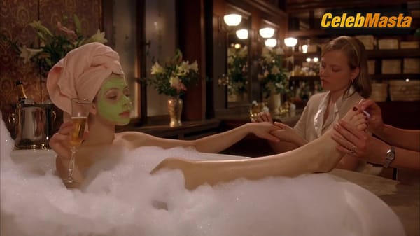 Michelle Trachtenberg Tits, Swimsuit Scene in Eurotrip