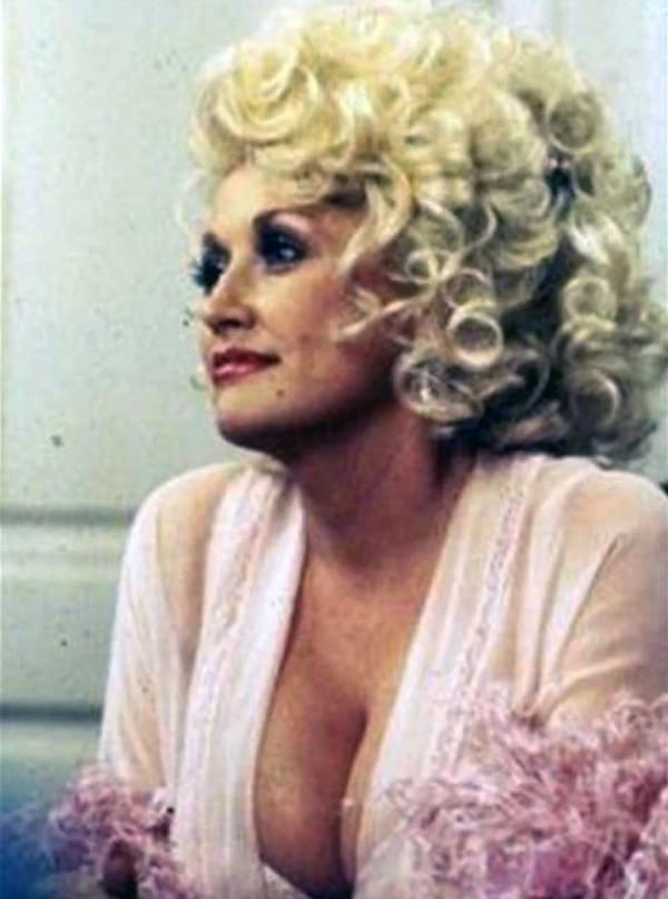 Has Dolly Parton Ever Posed Without Cloth photo 6