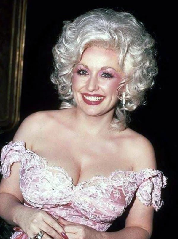Has Dolly Parton Ever Posed Without Cloth photo 17