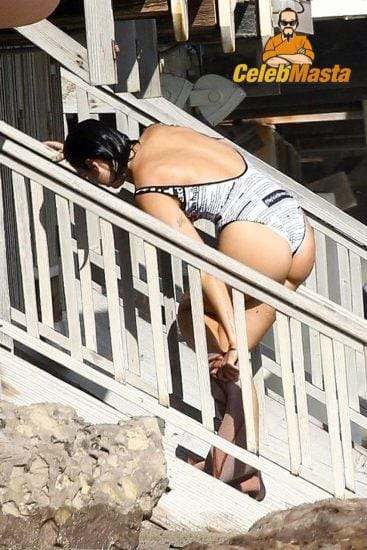 Dua Lipa Ass & Tits Bikini Photos photo 34