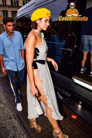 Dua Lipa Photo Gallery photo 11