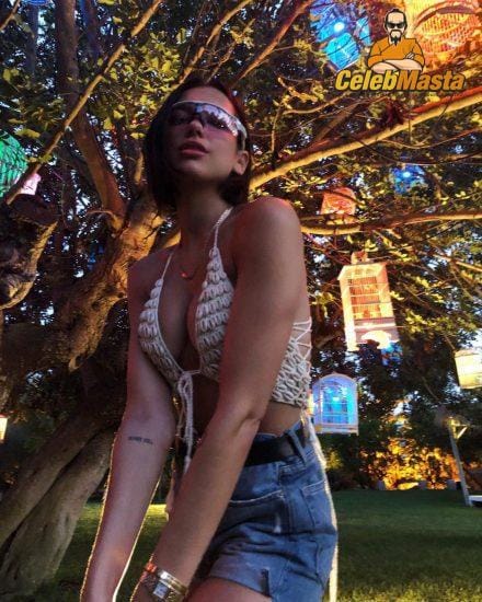 Dua Lipa Photo Gallery photo 20