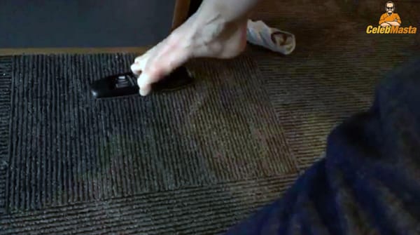 Nikki Glaser Feet & Legs Pictures photo 8