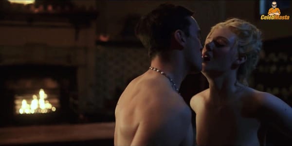 Elle Fanning Scene Photos Gallery photo 12
