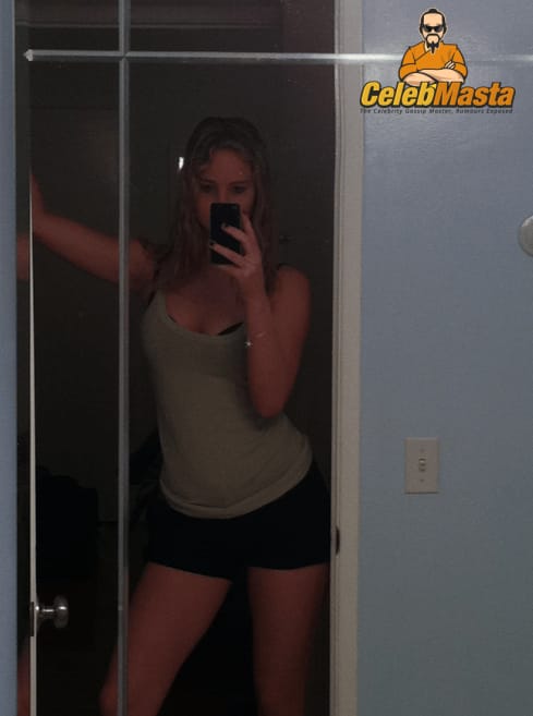 Topless and Ass Photos Gallery photo 8