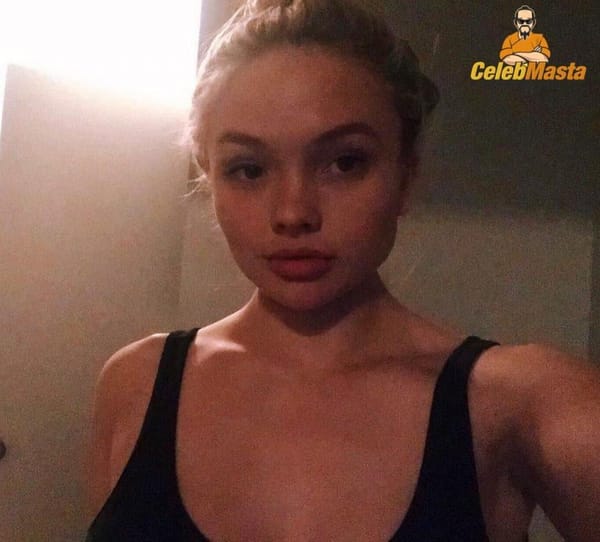 Natalie Lind Photo Collection photo 12