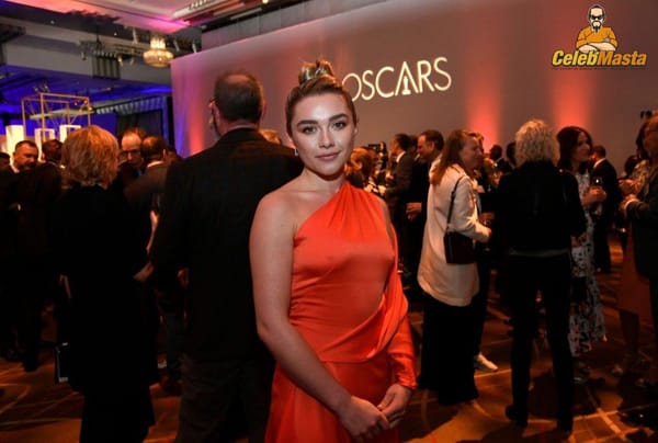 Hot Florence Pugh Nipples Slips & Dress Photos photo 8
