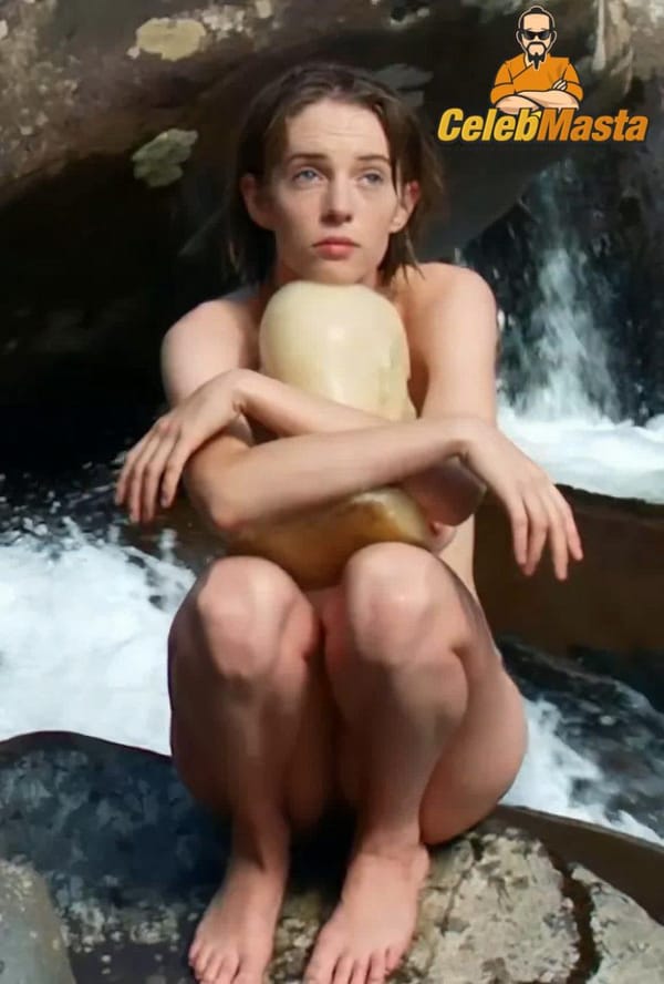 Maya Hawke Sex Scene Video Compilation photo 30