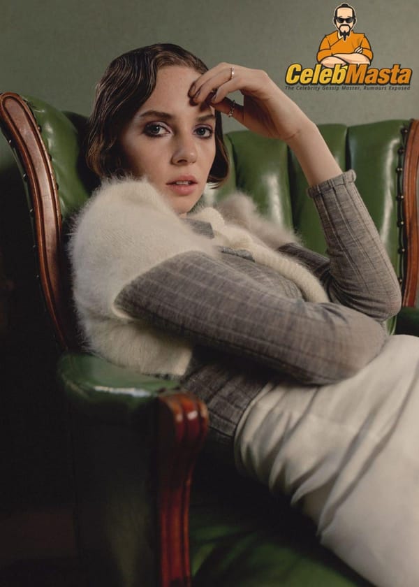 Maya Hawke See-Through Boobs Photos photo 10