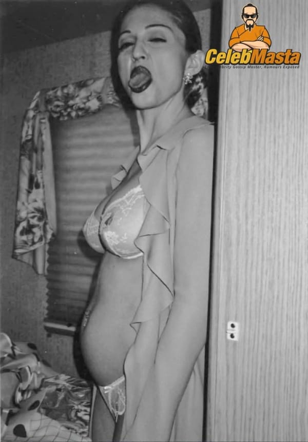 Cute Madonna Tits and Pussy Photos Collection photo 22