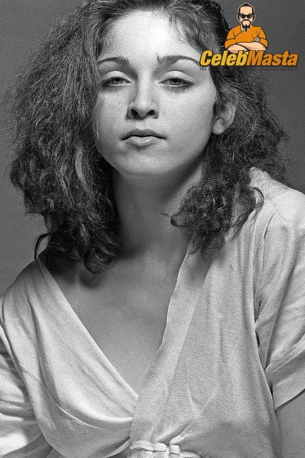 Cute Madonna Tits and Pussy Photos Collection photo 31