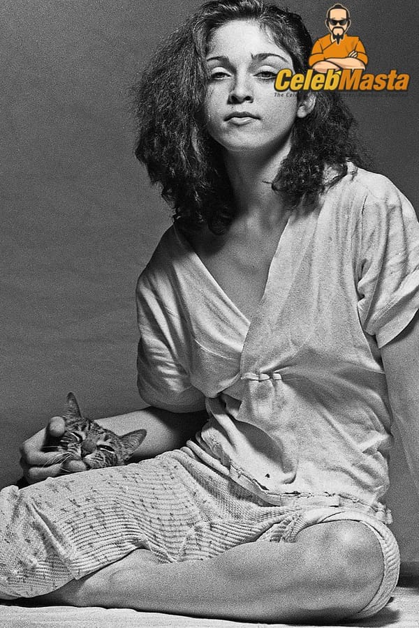 Cute Madonna Tits and Pussy Photos Collection photo 46