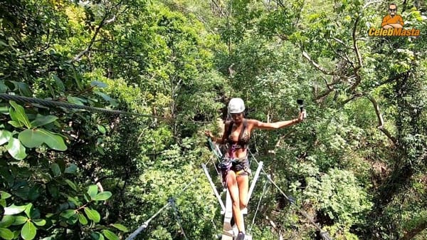 Lais Ribeiro Topless Photos Surfaced photo 43