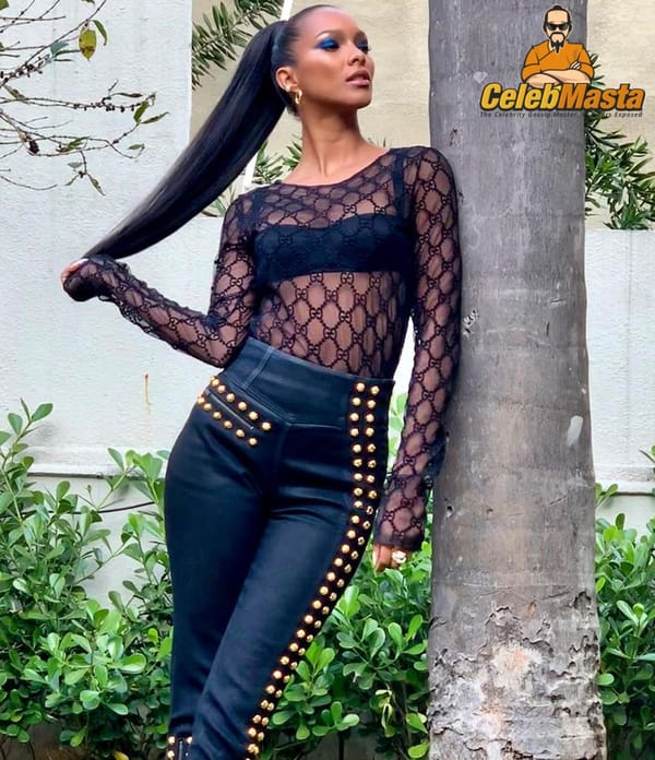 Cute Lais Ribeiro Selfies From Instagram photo 10