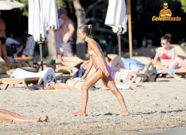 Lady Amelia Windsor Pics Collection photo 26