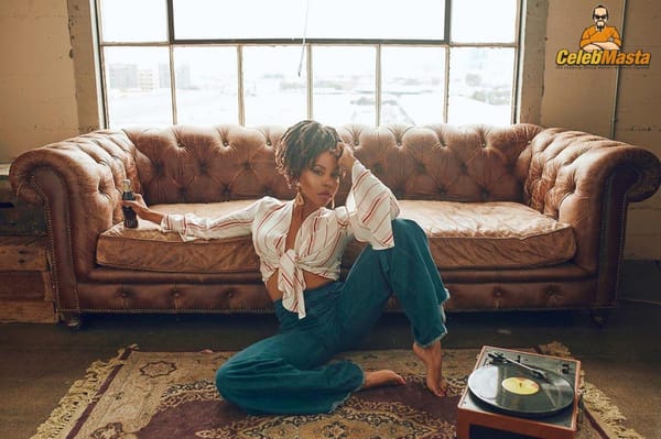 Cute KJ Smith Instagram Selfies photo 9