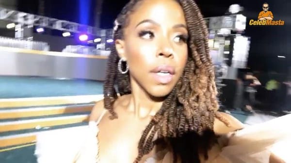 Cute KJ Smith Instagram Selfies photo 14