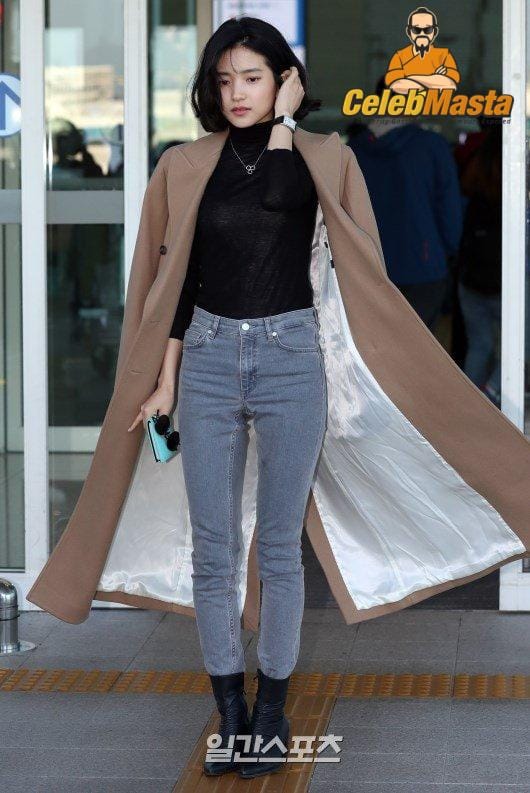 Kim Tae-Ri Paparazzi Photos photo 4