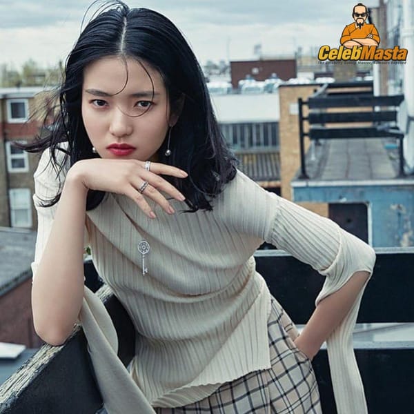 Cute Kim Tae-Ri Selfies From Instagram photo 2
