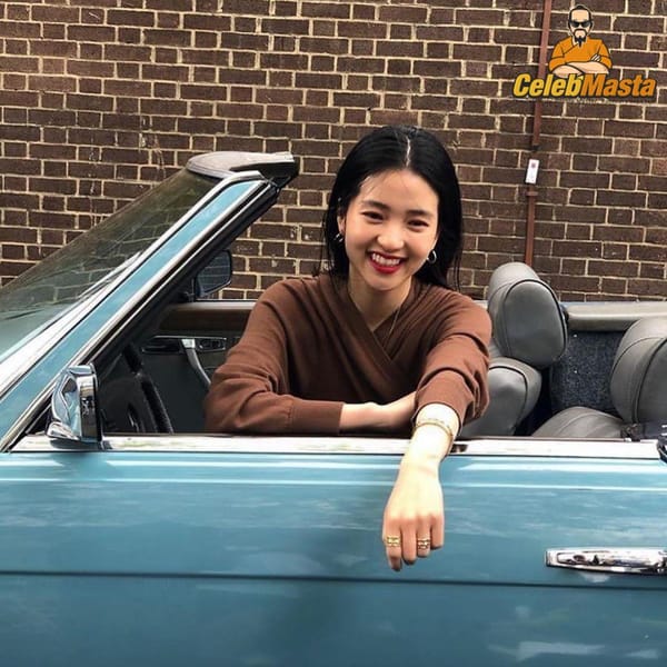 Cute Kim Tae-Ri Selfies From Instagram photo 4