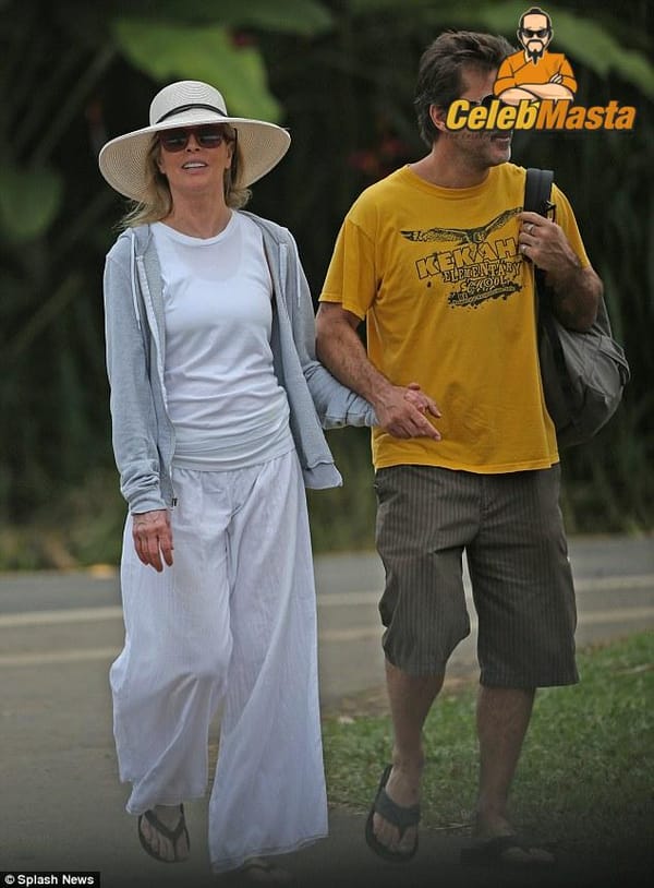 Cute Kim Basinger Paparazzi Sightings photo 14
