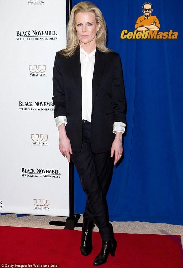 Various Kim Basinger Red Carpet Photo-shoots photo 10