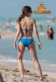 Cute Keri Russell Bikini Pictures Revealed photo 11