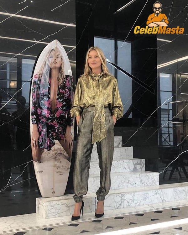 Cute Kate Moss Selfies From Instagram photo 10