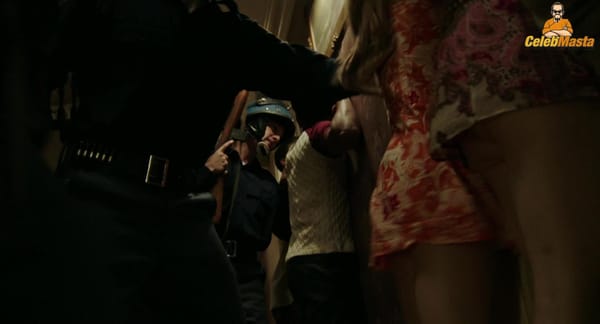 Kaitlyn Dever Ass Pics photo 1