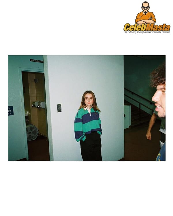 Beautiful Kaitlyn Dever Social Media Selfies photo 16