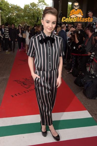 Various Kaitlyn Dever Red Carpet Sightings photo 17