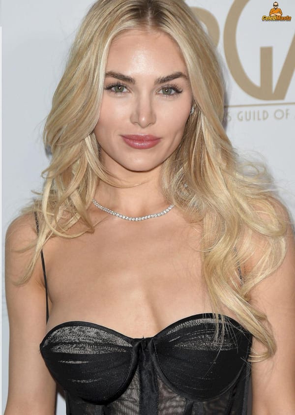 Red-Carpet Wardrobe Dress Photos of Michelle Randolph photo 1
