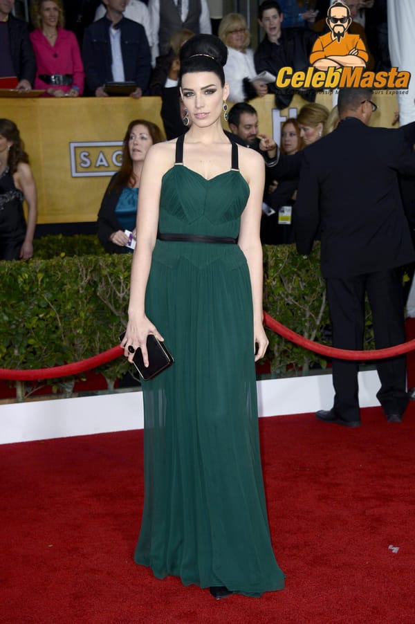 Beautiful Jessica Pare Red Carpet Photo-shoots photo 14