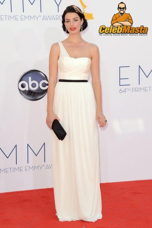 Beautiful Jessica Pare Red Carpet Photo-shoots photo 17
