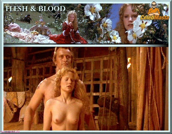 Hot Jennifer Jason Leigh Tits & Pussy Pictures photo 3