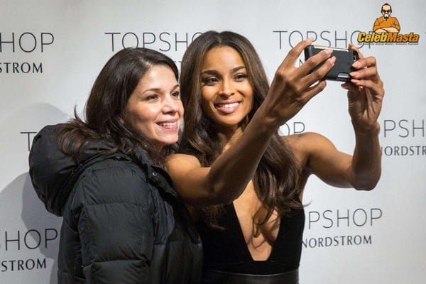 Beautiful Ciara Cleavage Pics Exposed photo 10